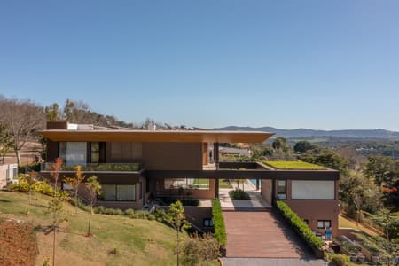 SUNSET HOUSE
